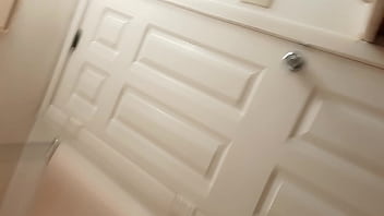 Twink fingers himself