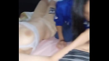 thumb mis hermanastra  s me ayudan a liberar un poco liberar un poco iberar un poco d