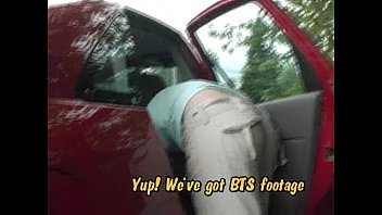 ineed2pee behind the scenes bloopers 13