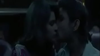 thumb p chopra kiss b  ollywood  