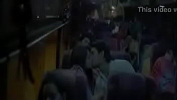 thumb p chopra kiss b  ollywood  