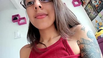 thumb salmakia baila  y se masturba con dos juguetes on dos juguetes on dos juguetes 