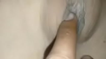 Fucking the pussy of a big girl, with a beautiful clit, worth licking, cumming inside her pussy, a horny Asian girl with a very beautiful pussy, fucking a really fun clit.