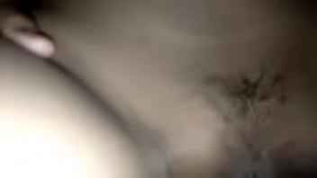 Fucking the pussy of a big girl, with a beautiful clit, worth licking, cumming inside her pussy, a horny Asian girl with a very beautiful pussy, fucking a really fun clit.