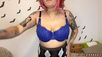 thumb rebeca addams m  asturbacion co 