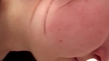 Carla's feuchte Muschi wird von einem großen Schwanz durchgenommen