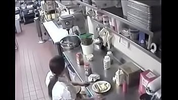 Waitress put hot dog before serve it
