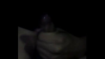 thumb i need someone  to play  
