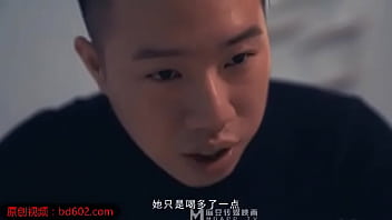 乱仑 单亲妈妈和自己三岁的儿子 舔儿子小鸡鸡 太可怕了 2025 | XXXXVideo