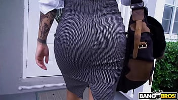 thumb the italian fuc  k  