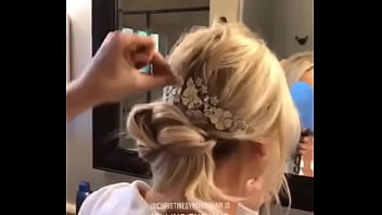 Kaley Cuoco Showing Her Big Ass