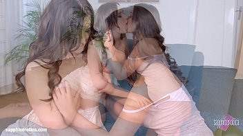 thumb balloon babes b  y sapphic erotica sensual ero ica sensual erot ca sensual erot