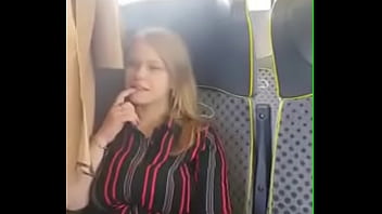 thumb does anyone kno  w her name  