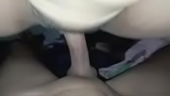 Fucking the pussy of a girl with a big clit, nice to lick her pussy, cum inside her pussy, it's extremely thrilling.