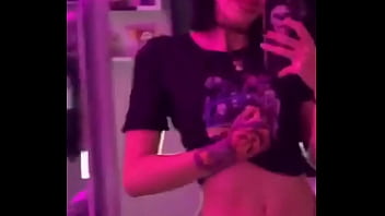 perra caliente otaku sexy de pelo azul hara que se te ponga dura