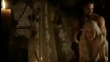 thumb game of thrones  daenerys emilia clarke a clar a clarke a clarke