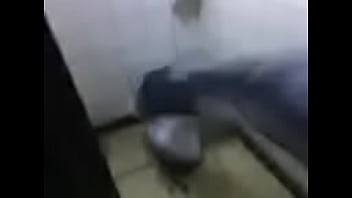 EL INODORO QUE HABLA