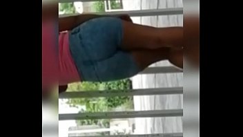 thumb hermosa chica c  on gran culo  