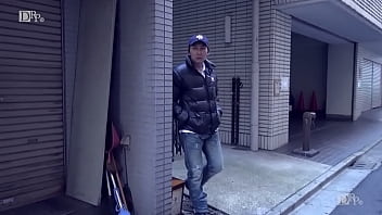 Perhaps Ai Minamiboshi, who is one of the red spots at school, was stopped by a young man on his way home from school alone, and it was a ridiculous development 1