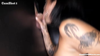 thumb right on genevi  ve th 
