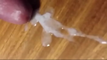 I had an explosive cum on the table