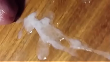I had an explosive cum on the table