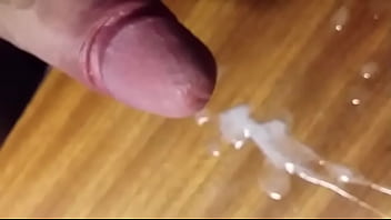 I had an explosive cum on the table