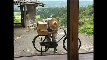 勾引小弟弟 2025 | XXXXVideo