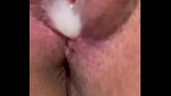 Bucetinha cheia de porra