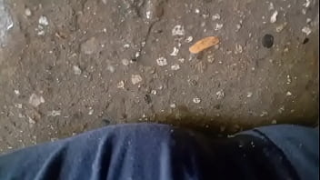 Pantalones orinados y rico pajazo