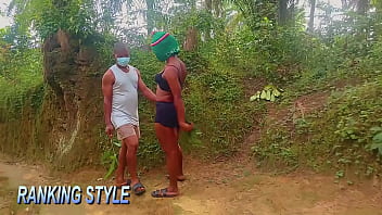 thumb herbalist found  love while searching for herb rching for herb rching for herbs