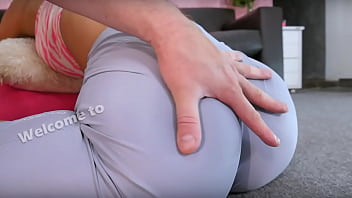 thumb beautiful babe  round ass huge cameltoe stretc cameltoe stretc cameltoe stretch