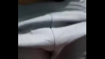 体育馆女卫生间正面镜头高清偸拍好多运动服年轻妹子方便来 2025 | XXX18->