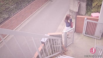 Mayumi Yamanaka and her friends who moved next to me decided to compare the video with the real ass for some reason because she was a fan⁈ --Mayumi Yamanaka [bmay-006]