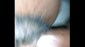 thumb elle encaisse t  out  