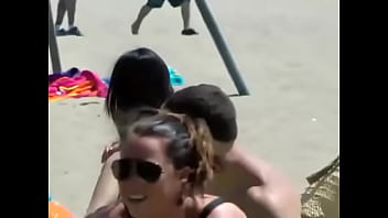Candid Tanned Yoga Camel Toe in Black Spandex