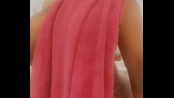 Hello du nouveau sur ma page arrive