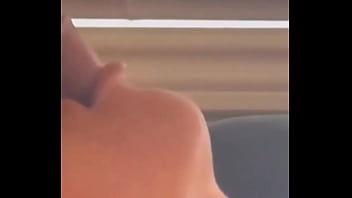 Apaixonada por picas que gozam muito, gosto de leite farto