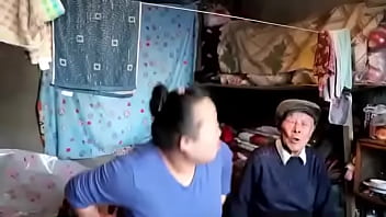 勾引老人 2025 | XXXXVideo