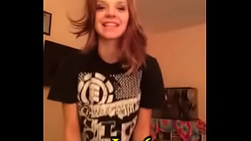 Super Hot Teen Girl Masturbating