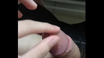 高中学生妹宿舍自慰 2024