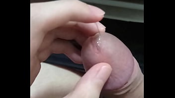 高中学生妹宿舍自慰 2024
