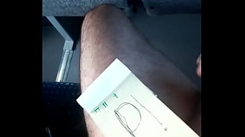 thumb jerking on the  bus pajeandome en el bus en el en el bus en el bus