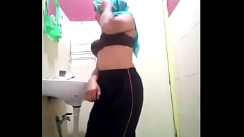 Jilbab Colmek Indonesia 2025