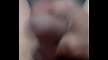 coroa batendo punheta