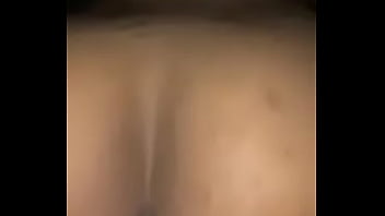 Tout droit dans la chatte.