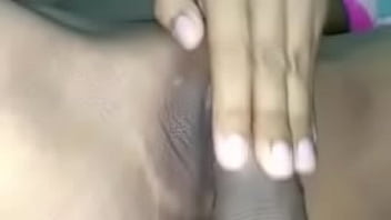 Fucking the pussy of a Thai student girl, beautiful pussy, big clit, worth licking so thrillingly, the cock ejaculates into the clit hole.