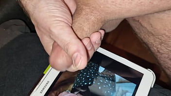 thumb tribut f  