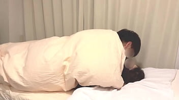 【個人撮影】こっそり撮影しながら寝てる彼女に悪戯最後は中出しまでしてしまうリアルな素人カップルの営み大公開 /Japanese amateur hentai