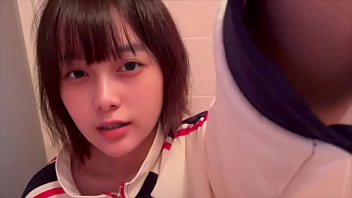 【1人えっち】おかあ◯んがリビングにいる間にお風呂でオナニーしてイキまくりました…